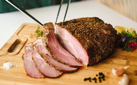 高知県産 ゆず豚or栗豚のパストラミ（約480g）無添加 オードブル 豚肉 パストラミポーク 燻製 冷凍