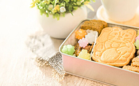 招いてにゃんこクッキー缶 [小角缶]（世田谷みやげ）スイーツ 洋菓子 焼菓子 クッキー お土産 クッキー缶 缶入り ご褒美 贈り物 ギフト かわいい プレゼント 猫_0077-001-se6
