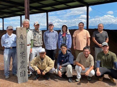 【11月下旬発送】サンふじ 5kg(12～25玉)｜ふるさと納税 松本市 サンふじ りんご 林檎 果物 フルーツ 信州 美味しい