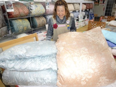 明治 6年創業　ワタセの最高品質羽毛ふとん（ブルー）（ポーランド・ホワイトマザーグースダウン　95%）【CW52T】