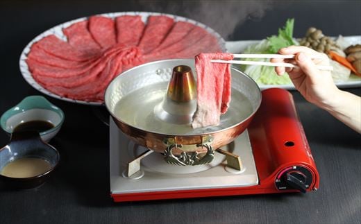 冬は、すき焼きやしゃぶしゃぶで鍋を囲んで、
夏は、冷しゃぶサラダや野菜巻きなどアレンジ自在。