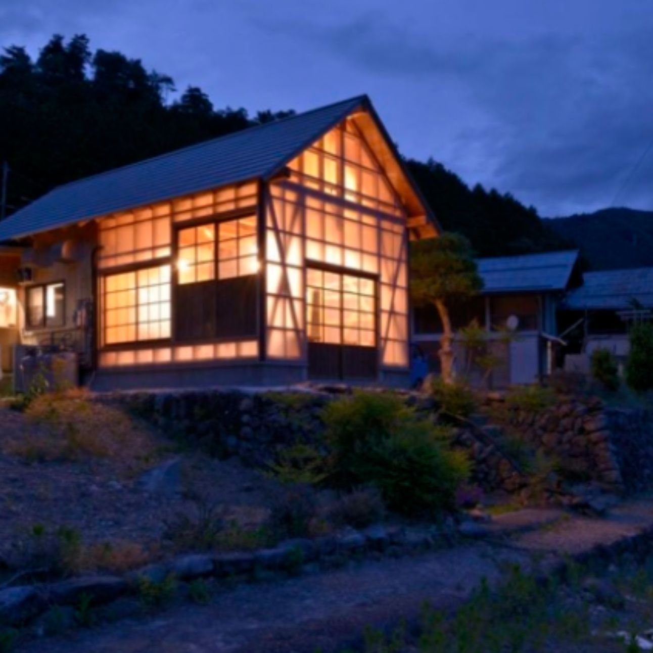 【ふるさと納税】おすくに 食事券 1万円 チケット 月夜見山荘 手打ち 蕎麦 田舎料理 ジビエ 山の幸 山梨県 早川町 手打ち蕎麦と山の食「おすくに」 10,000円分お食事券 (1,000円×10枚)