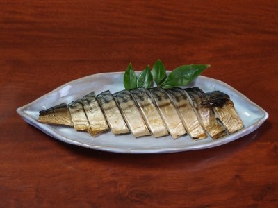 おつまみ6点セット：宗田節燻製クリスプ2種（ゆず塩味・生姜醤油味）×さば燻製4P　おつまみ フィレ おかず 惣菜 スモーク かつお節のチップス スナック菓子 おやつ【R01648】
