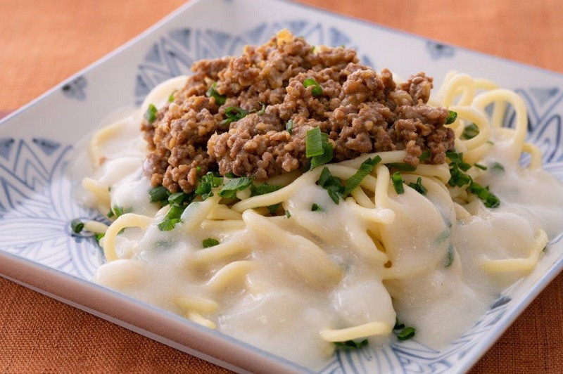 Eeemoレシピ例★「豆乳と肉みそのカレーそば」