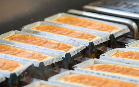 かめや菓子舗のかすていら プレーン×ばなな / スイーツ お菓子 和菓子 焼き菓子 / 恵那市 / かめや菓子舗[AUAZ006]