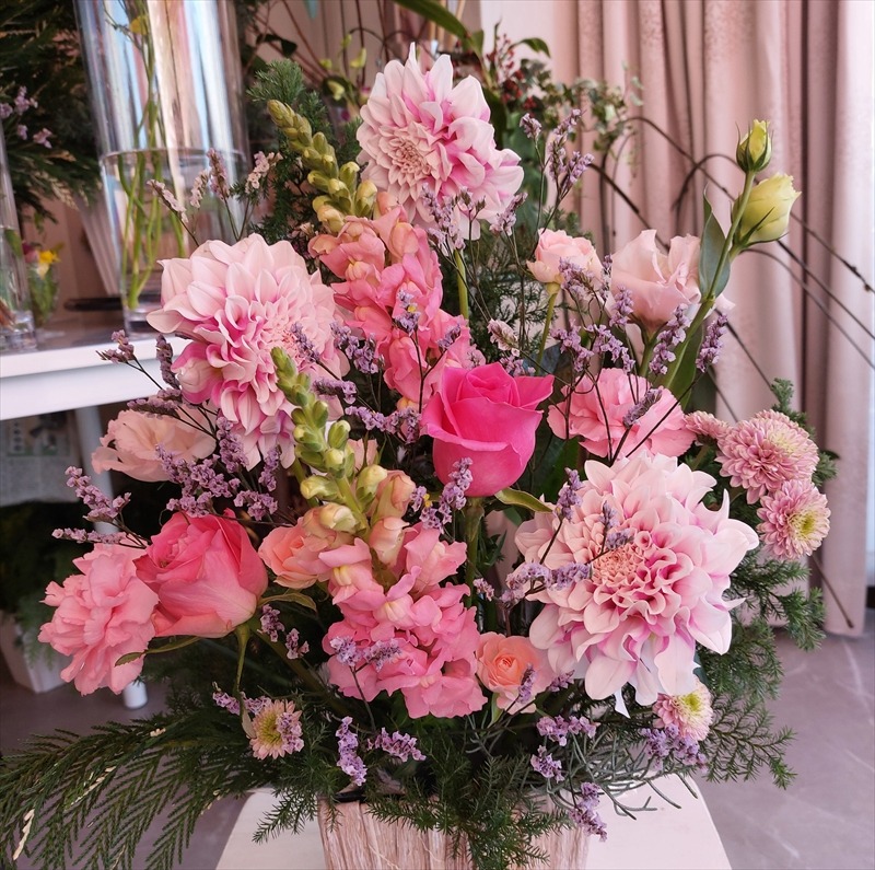 204-3231 季節の生花アレンジ　Lサイズ 【 フラワー アレンジメント お花 ギフト プレゼント 贈り物 誕生日 お祝い 神奈川県 小田原市 】