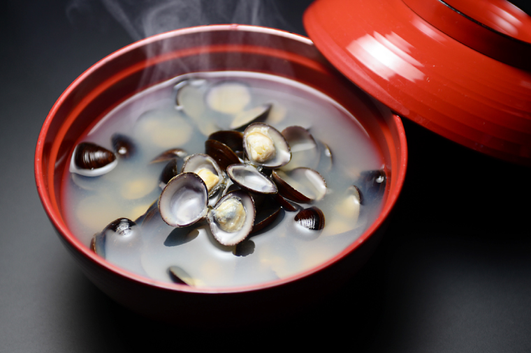 IX-7　活しじみ　特選　大玉　2kg（500ｇ×4）砂抜き済み　涸沼川　う女川