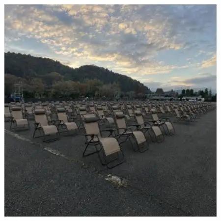 秋川流域花火大会寝そべって極上の花火鑑賞|リクライニングシート席(1名)【1739720】