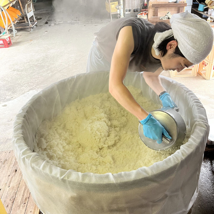 【人気商品】はねぎ搾り萬勝 純米吟醸酒・純米酒 各720ml / 酒 お酒 おさけ 日本酒 お試し 晩酌 飲み比べ / 南島原市 / 酒蔵吉田屋 [SAI016]_イメージ3