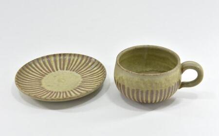 京焼 コーヒー 碗 / 皿 2種セット 「 遙白釉 ＆ 新羅釉 / 木賊紋 」( ピスタチオグリーン ＆ 黒 ) ペア 珈琲 カップ ソーサ― 受け皿 ティーカップ プレート セット 工芸品 伝統工芸