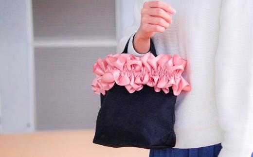 【ハンドメイド作家作品】fluffy bag ( ピンク )& ヘアゴム 1個 セット《築上町》【＊serendipity＊】 [ABAS009] 21000円 2万1千円