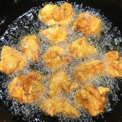 ふるさと納税 日出町 とり天300g×2パック&大分むぎ焼酎 二階堂 やつがい 720mlおつまみセット【複数個口で配送】 |  | 01