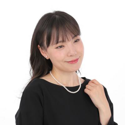 ふるさと納税 志摩市 老舗の真珠専門店・高品質 アコヤ真珠 ネックレス・イヤリング セット 5.5〜6.0ミリ |  | 02