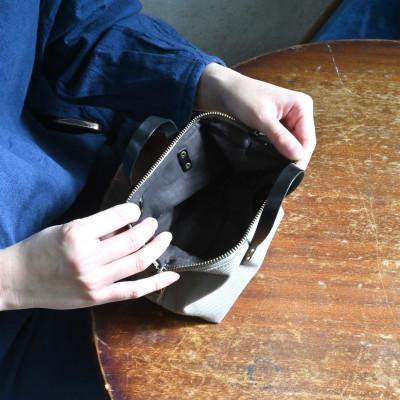 ふるさと納税 長浜市 帆布ミニポーチ チャコールグレー×選べる本革持ち手6色【フィーユ(緑色)】 |  | 02
