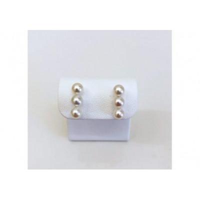 ふるさと納税 志摩市 志摩産アコヤ真珠 5-6ミリ 3粒ラインピアス (K18YG) |  | 02