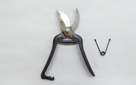 [新月山] 剪定鋏 225mm( 9吋) 園芸刃物 プロ仕様 最高峰 果樹園から好評 園芸用品 燕三条製【032S039】