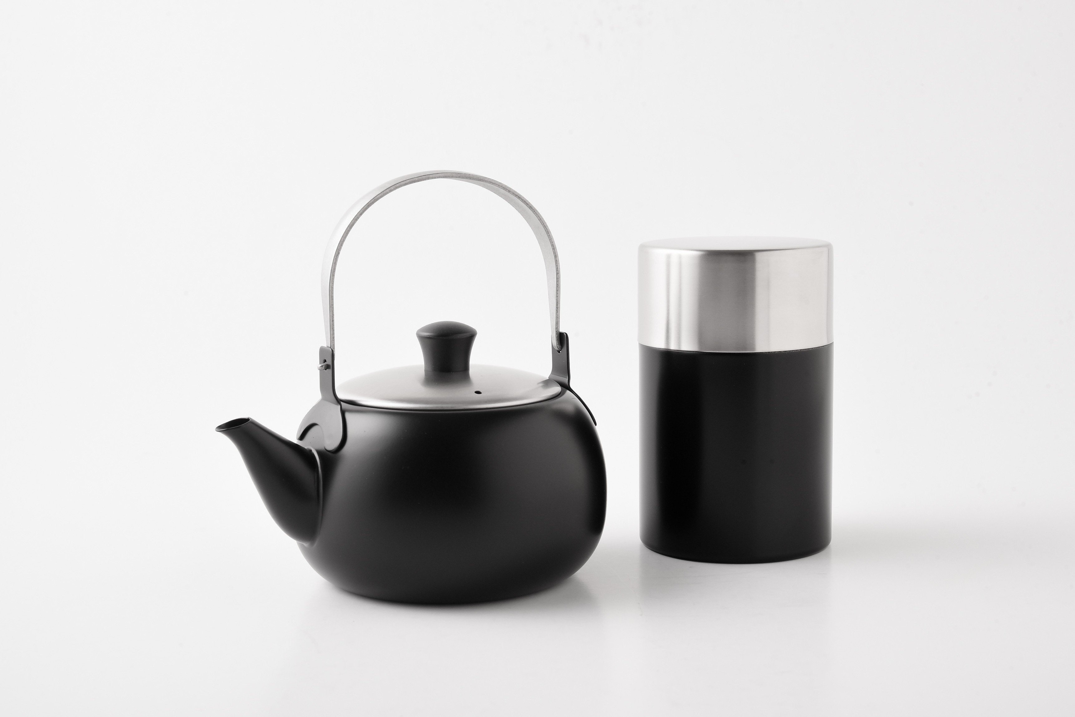 
            急須(吊り手) 500ml ブライト & ブラック ＋ 茶づつ (大) FC019032
          