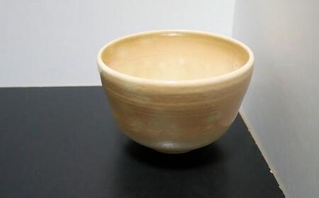 【伝統工芸品 清水焼】京絵付け茶碗「うさぎと羽子板」（伝統工芸茶碗 お茶碗 陶器）