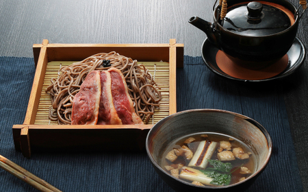 希少な国産鴨肉！野草ミネラル熟成 本鴨せいろ蕎麦セット（2人前）出雲そば 十割蕎麦 鴨肉 かも肉 島根県雲南市/鴨専門店カナール[AIDC004]