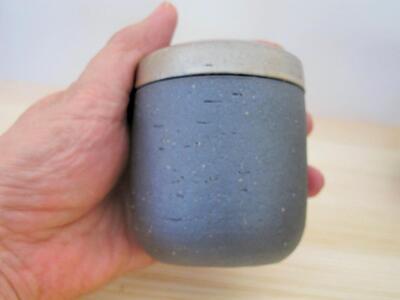 伝統工芸 信楽焼の手元供養 分骨用ミニ骨壺 ふるさと 明星 筒型 Mサイズ