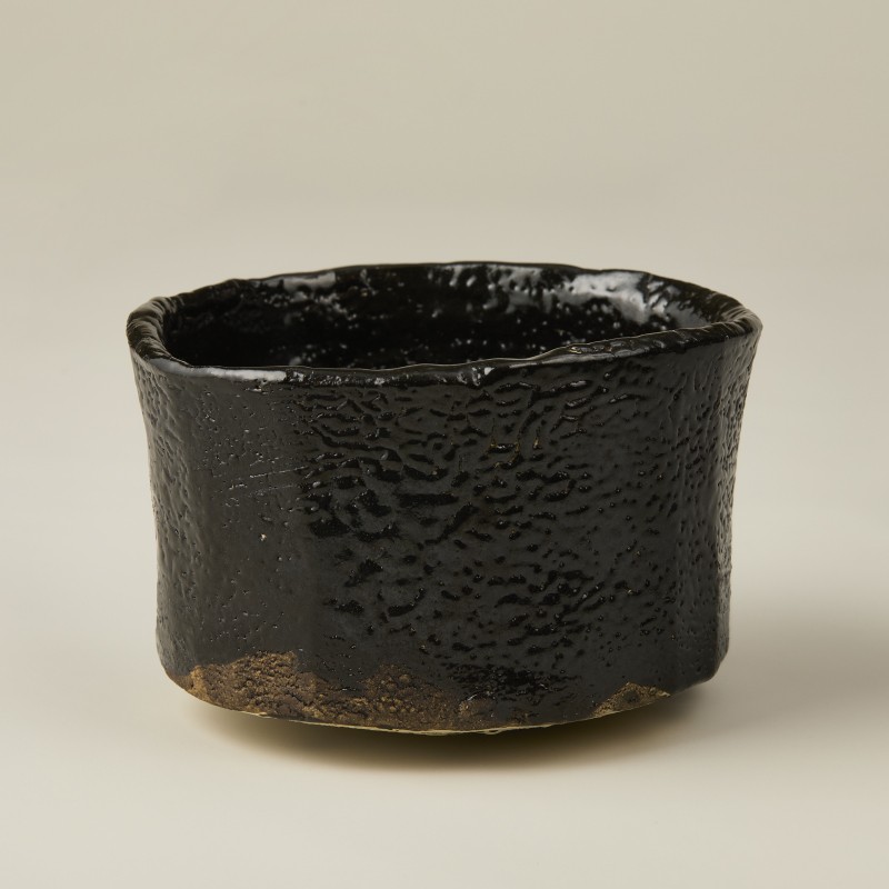 
            瀬戸黒茶碗　作者：樋口　雅之　／　美濃桃山陶　陶芸　陶器　伝統工芸　焼物 【岐阜県 可児市 陶芸品 1点 限定 チョイス限定 陶芸品 ギフト プレゼント 雑貨 茶碗】
          