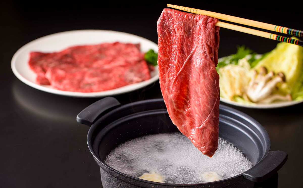 もとぶ牛モモスライス(ギフト用）500g【しゃぶしゃぶ・すき焼き用】 県産和牛 黒毛和牛 国産 牛肉 牛 ブランド 和牛 人気 オススメ おすすめ グルメ 贅沢 高級 4等級以上 お取り寄せ 贈答用 