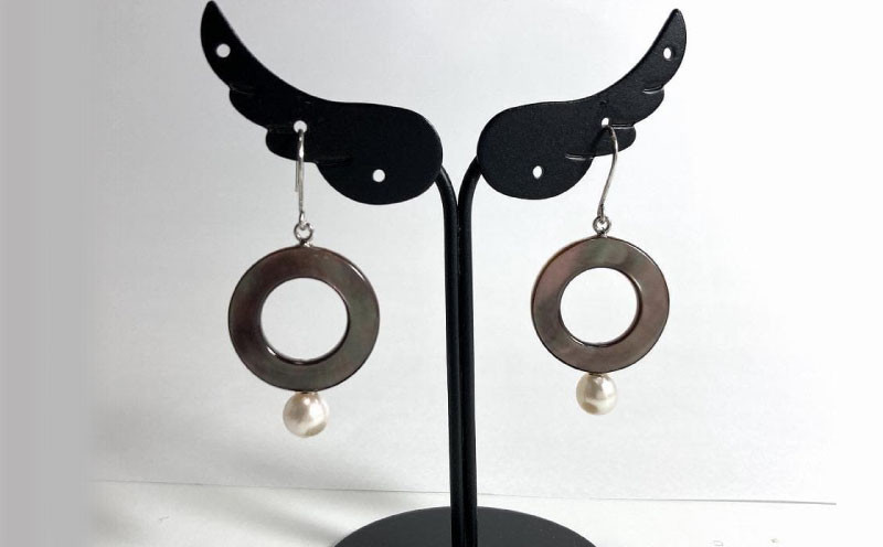 
            あこや真珠/黒蝶シェルピアス【パール ピアス 高級 しんじゅ あこや ファッション ギフト 贈り物 贈答 母の日  人気 おすすめ 高知県 南国市】
          