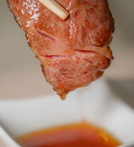 【 黒毛和牛 赤身 専門 】 焼肉ほれぼれ お食事券 3枚 ( 1,000円 × 3枚 )  | チケット 食事 焼肉　黒毛和牛