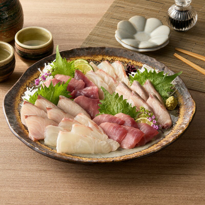 【ふるさと納税】調理済・鮮魚切り身／海鮮丼・手巻き寿司にも　お任せ刺身3種盛り合わせ(3種各10切れ×3パック)　海鮮丼 寿司の具 刺身 盛り合わせ