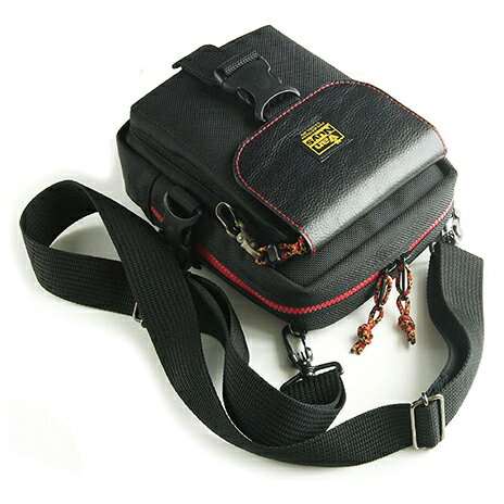 【ふるさと納税】バンナイズ　赤いファスナーのサブバッグ (フラップ：バックルタイプ)　バンナイズ 帆布 お散歩 買い物 お出かけ ショッピング すとらいぷ ファッション カバン