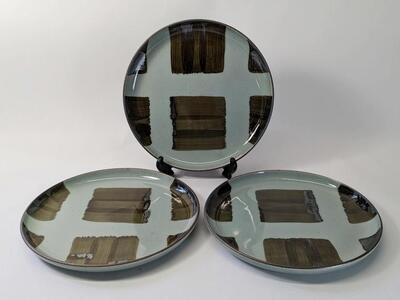 【波佐見焼】φ１８センチの手描きのお皿３枚組　modeムーンM 【西海陶器】３ ２４３３４｜波佐見焼 陶器