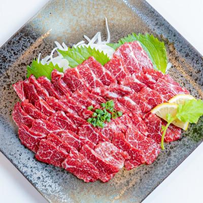 ふるさと納税 相良村 【熊本 と畜】桜屋 特選馬刺しスライス 300g(相良村)