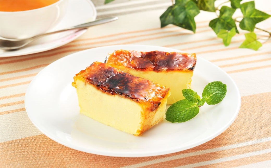 【沖縄配送可】業務用カタラーナ 約500g（約250g×2個） 花畑牧場  プリン 焼きプリン スイーツ デザート おやつ お菓子 ドルチェ 乳製品 生乳 冷凍 [002-0210x1]
