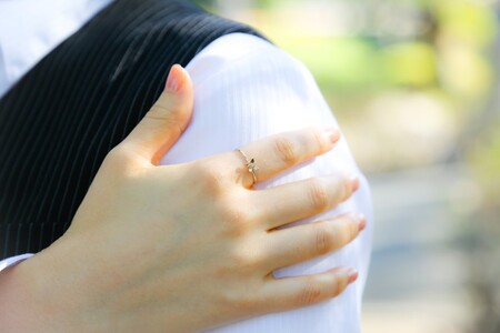 Pt900 リトルモチーフ 蝶リング イエローゴールド FHP-040T-YG