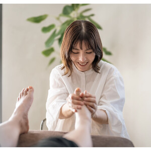 婦人科に特化した体質改善サロン初回施術体験［ 婦人科専門 体質改善サロン 初回体験 女性専用 美容 健康 人気 おすすめ リラクゼーション ギフト プレゼント お取り寄せ 通販 送料無料 ふるさと納税 ］