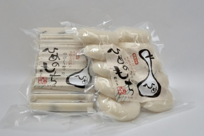 白もちは1パック10個入り、豆もちは1パック8～11切入（手作業のため、1切れのサイズに多少のばらつきあり）