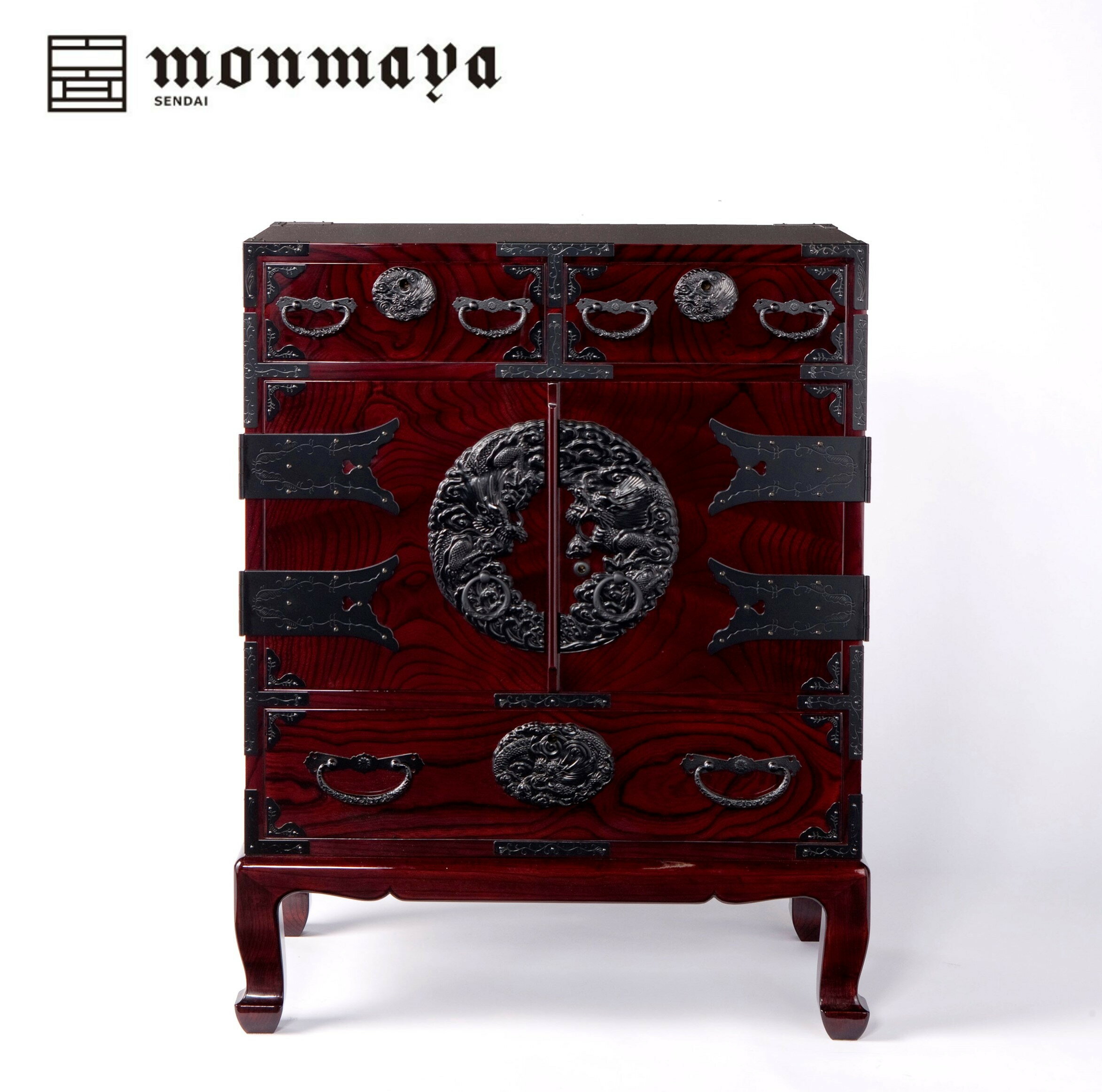 【ふるさと納税】仙台箪笥　二尺猫足　両開き　木地呂塗【伝統 工芸品 グッドデザイン賞 タンス たんす 和タンス 仙台】 | インテリア ファニチャー