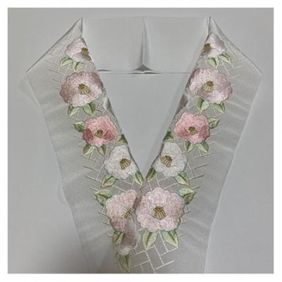 ふるさと納税 伊丹市 半衿　ピンクの椿柄　刺繍[54030195] |  | 01