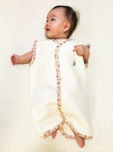 綿毛布スリーパー (Sサイズ) 2way仕様で暖か アイボリー×花柄 毛布の町 (泉大津産)｜ ベビー キッズ sleeper-s [2436]