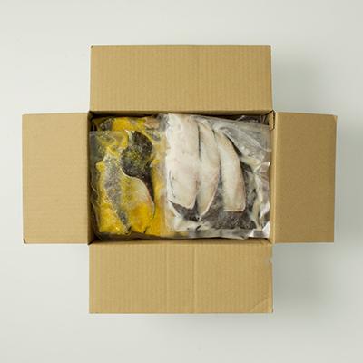 ふるさと納税 根室市 <計16切>銀だら粕漬け8切、銀だら西京漬け8切 A-11110 |  | 03