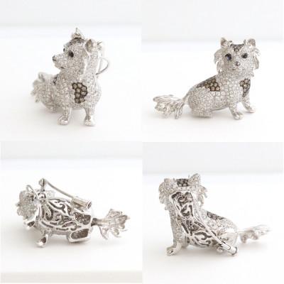 ふるさと納税 山梨市 K18WGダイヤモンド チワワブローチ【D 2.52ct・BD 0.38ct・S0.03ct】 |  | 01