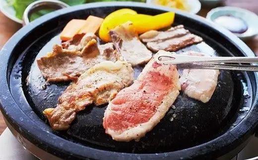 花園黒豚まるごとお肉　【11218-0605】