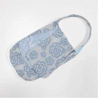 ふるさと納税 与謝野町 一色ちりめん　結びバッグ(角)椿(ブルー) |  | 02