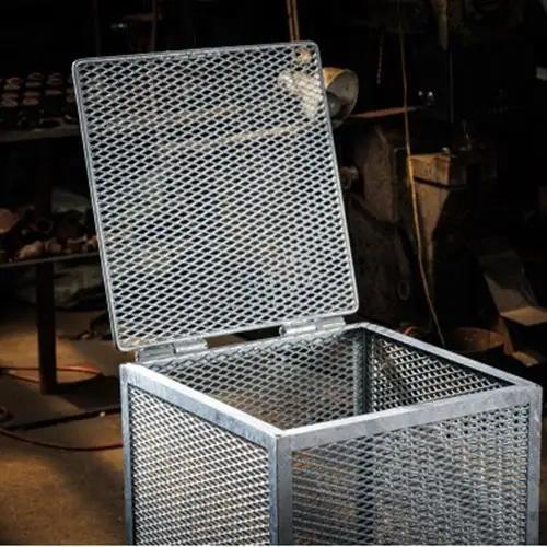 金属加工のプロがつくる「屋外用のゴミ箱」(縦50cm×横50cm×高さ60cm)_金属 メッシュ構造 屋外 ゴミ箱 北海道 釧路町 釧路超 特産品 _【1140286】