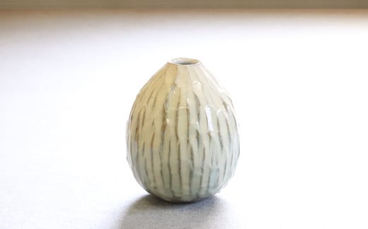 【 唐津焼 】［ 德澤 守俊 ］斑唐津面取花器 TP005-1