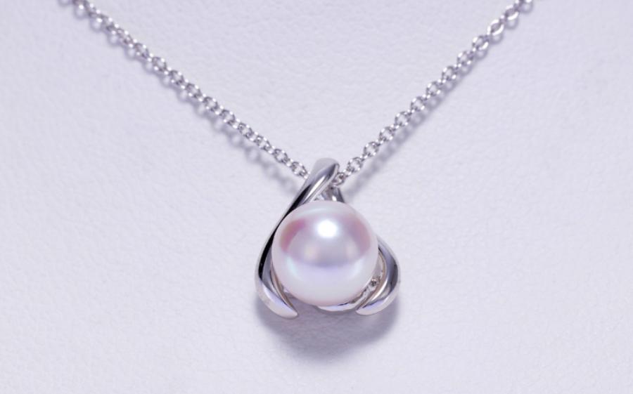 贈り物にも人気アコヤ真珠ネックレス