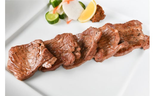 厚切り牛タン 塩味 500g [亀山精肉店 宮城県 気仙沼市 20562933] 精肉 肉  牛肉 牛たん 牛タン ぎゅうたん タン タン塩 厚切り 味付き 肉 牛 冷凍 焼肉 焼き肉 BBQ アウト