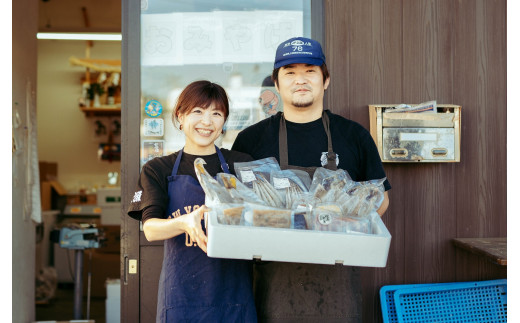 
東京から嫁いできた私が選ぶ！ 魚屋のお任せボックス 干物・鮮魚・塩辛等の詰め合わせ 簡単 便利 冷凍
