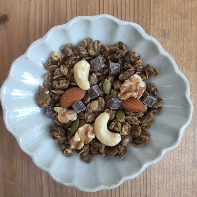 【先行受付】深煎りコーヒーとチョコレートのグラノーラ（150g×1袋）｜朝食 グルメ お取り寄せ ギフト 手作り 健康 オートミール 愛媛 久万高原　※10月下旬頃～翌年4月下旬頃に順次発送予定