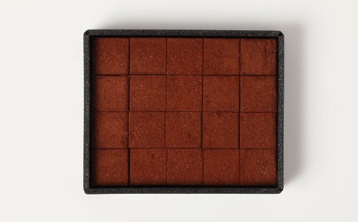 《冷凍》 北海道生チョコレート （ミルク） 約500g （約100g×5箱） 合計100粒 生チョコレート 生チョコ チョコレート チョコ スイーツ 北海道 小樽市